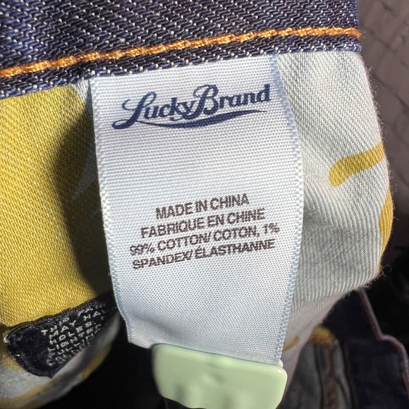 👖|•LUCKY BRAND•| Abbey Bermuda Frayed Cuff Jeans Shorts Size 10/30👖 - Picture 6 of 8